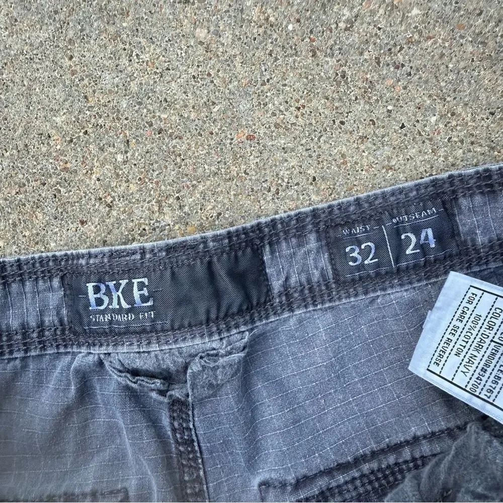 Y2K BKE Walker Dark Navy Ripstop Cargo Shorts Size 32